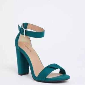 Torrid Pumps/Heels Emerald Green Suede Size 9W